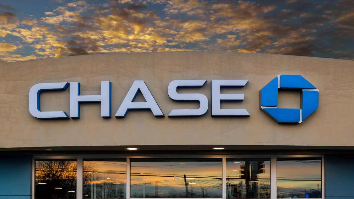 Several Chase Bank Locations Close - Lendmhe Marketing